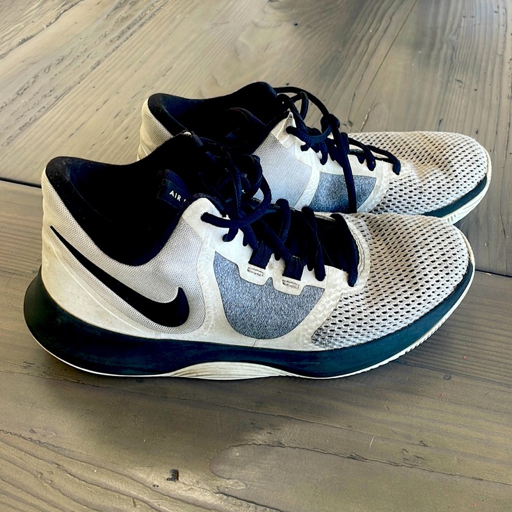 Nike Air Precision II Basketball Shoes